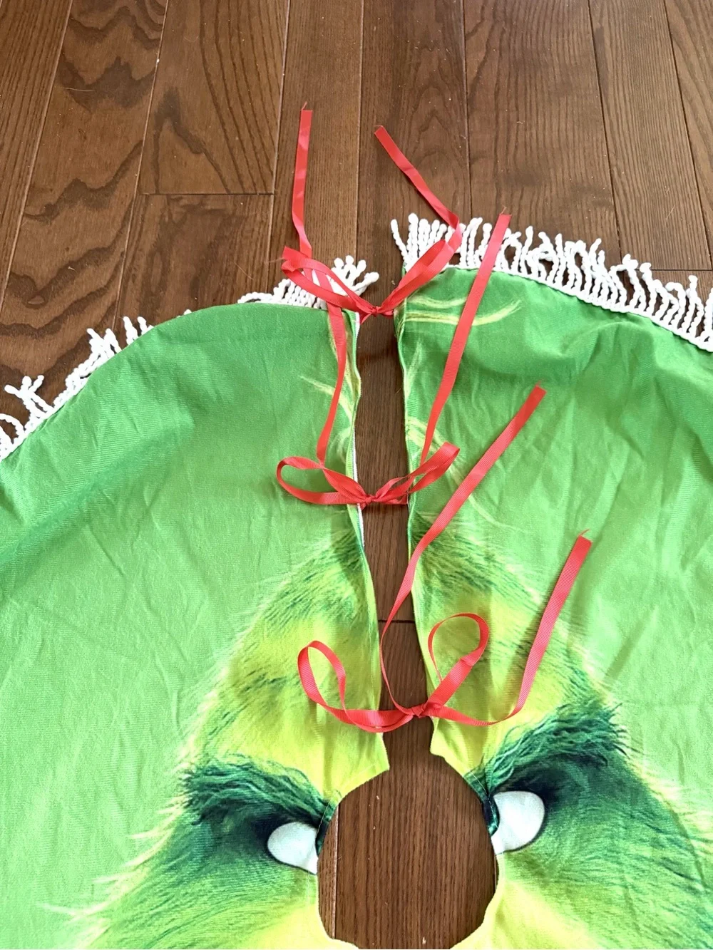The Grinch Tree Skirt - Bright Green Holiday Decor large 40” round